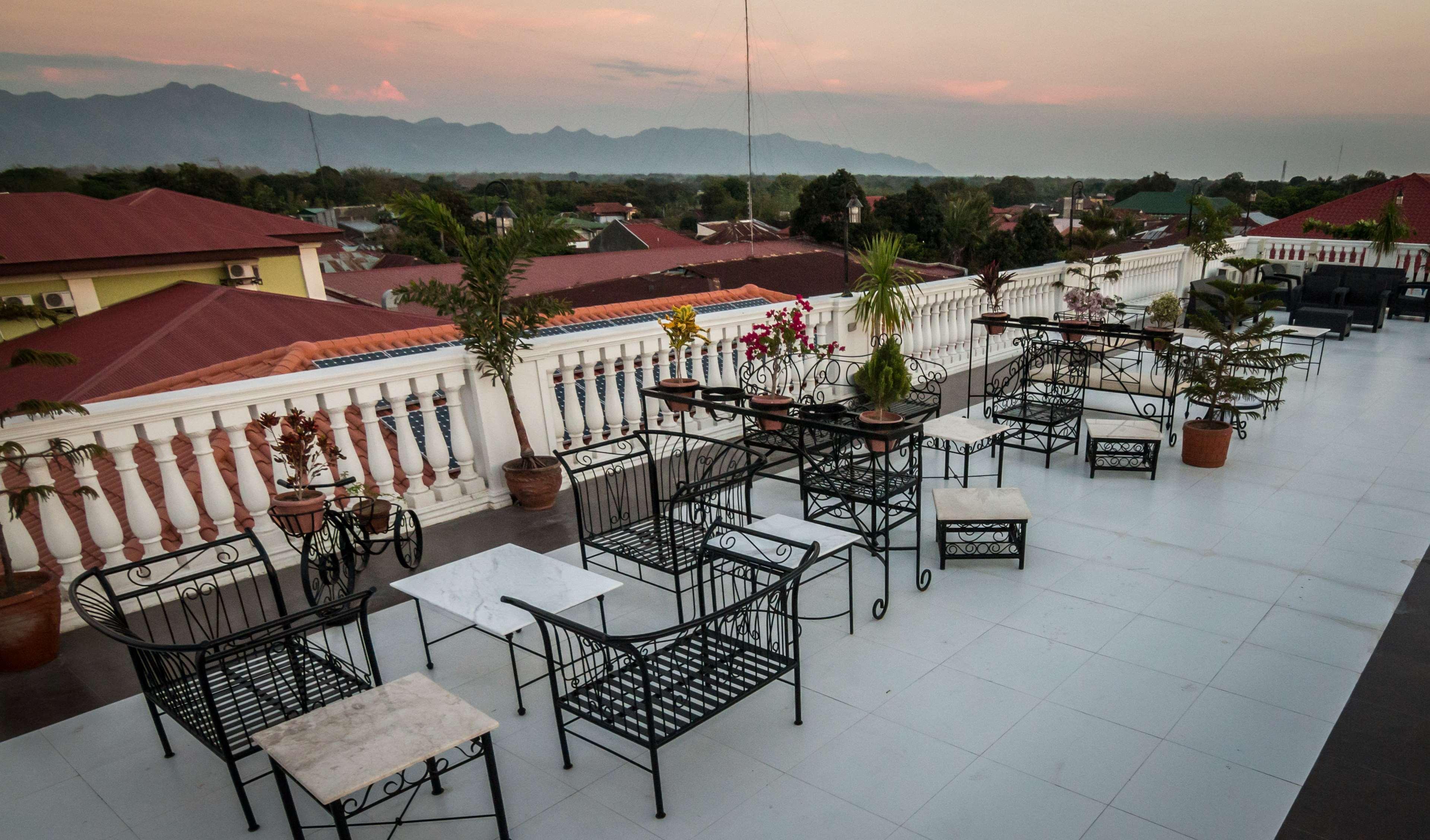 Hotel Luna Віган Екстер'єр фото