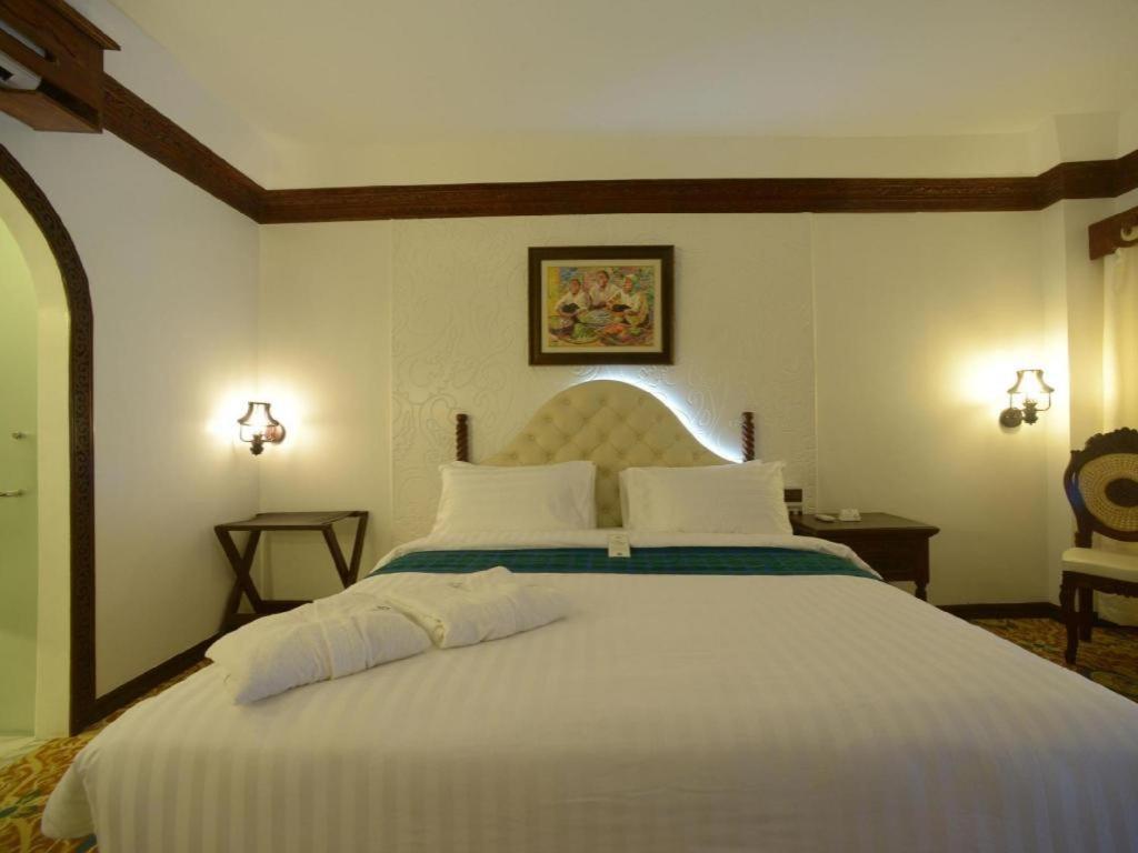 Hotel Luna Віган Екстер'єр фото